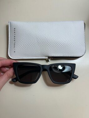 Quay Australia Matte Black Cat Eye Sunglasses with White Zip Case